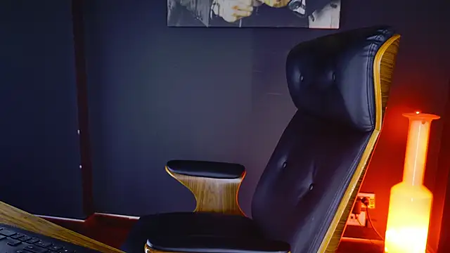 AngeloEric online show from February 13, 1:37 pm