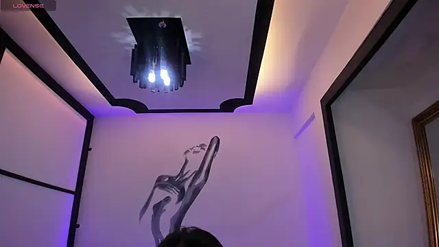 lilithTeen1  online show from February 2, 1:55 am