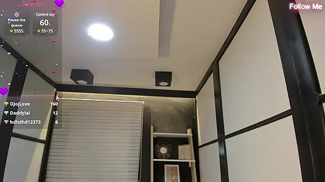 lilithTeen1  online show from February 9, 6:33 am