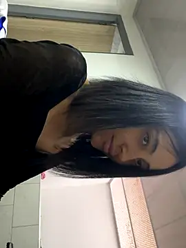 lilithTeen1  online show from November 22, 9:36 pm