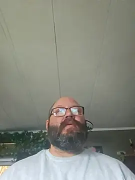 Snapshot of RedneckWants2PlayNow chatting on November 18, 3:16 pm RedneckWants2PlayNow online show from November 18, 3:16 pm