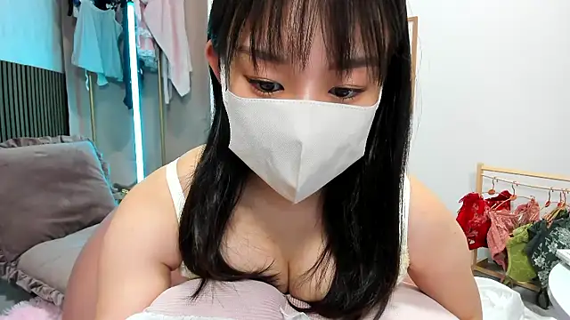 Snapshot of Coco_peach chatting on June 6, 3:39 pm Coco peach online show from June 6, 3:39 pm