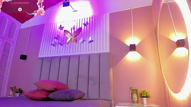 dyvis 22 online show from March 1, 5:27 pm