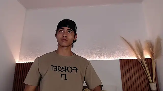 zander 2120 online show from December 14, 1:49 pm