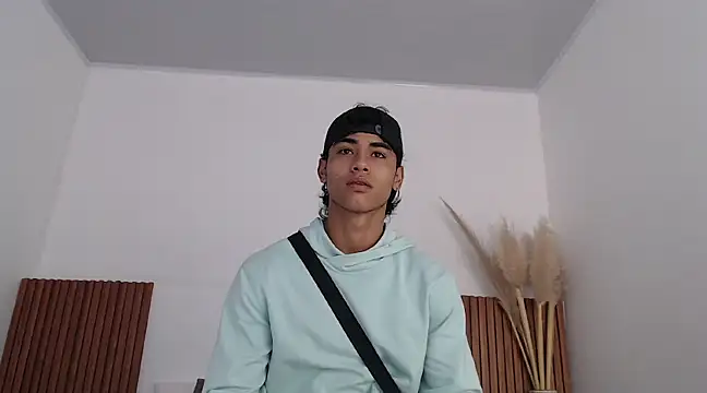 zander 2120 online show from January 5, 1:04 pm