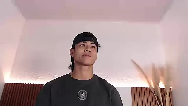 zander 2120 online show from January 14, 2:40 am