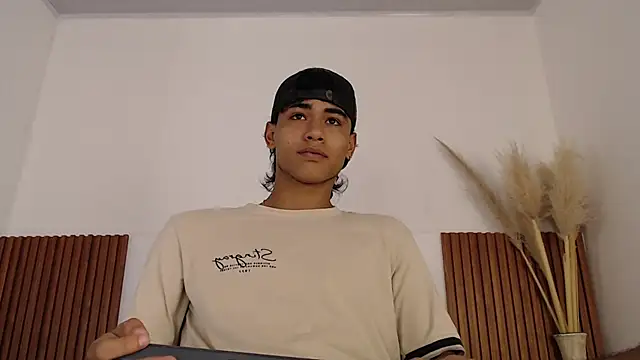 zander 2120 online show from January 24, 3:45 pm