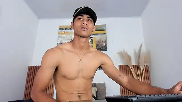 zander 2120 online show from April 11, 2:21 pm