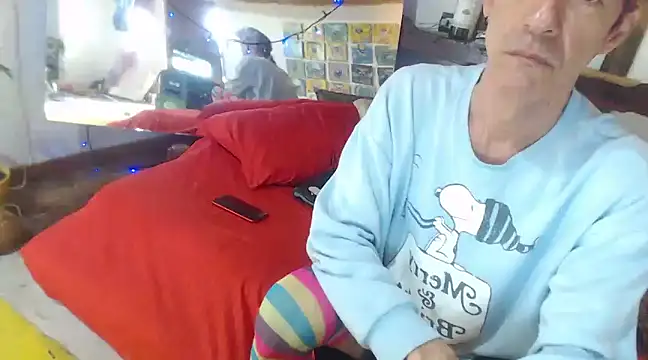 laye19 online show from March 6, 2:40 pm