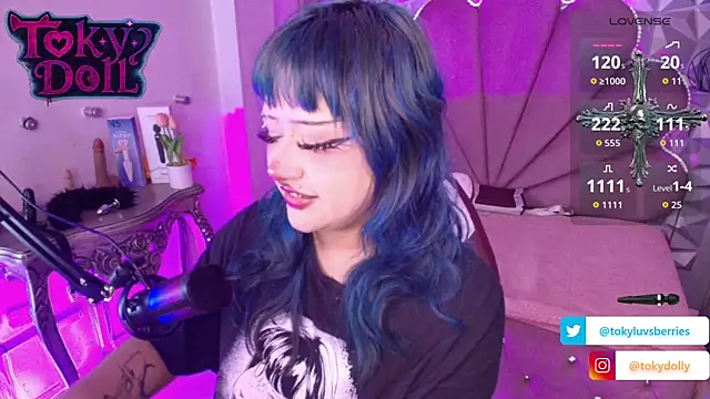 toky doll online show from October 3, 8:39 pm