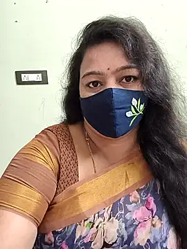 neelu-hoty online show from February 21, 8:15 am