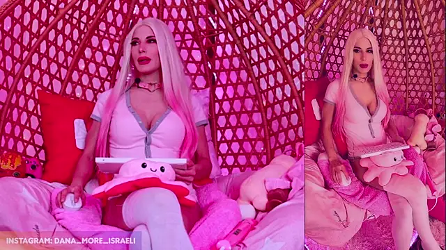 dana more online show from January 8, 10:06 am