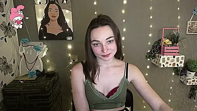  Barbie Kiss  online show from February 5, 11:44 am