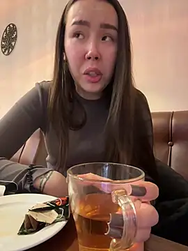 Asian Asami online show from January 3, 3:33 pm