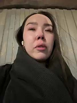 Asian Asami online show from February 26, 4:45 pm