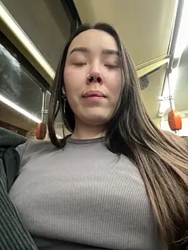 Asian Asami online show from March 17, 6:32 pm