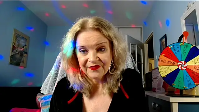 sexyjennyeu online show from March 12, 11:33 pm