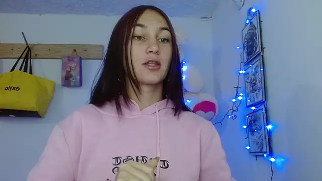 Snapshot of SexyTokio4 chatting on January 17, 11:27 am SexyTokio4 online show from January 17, 11:27 am