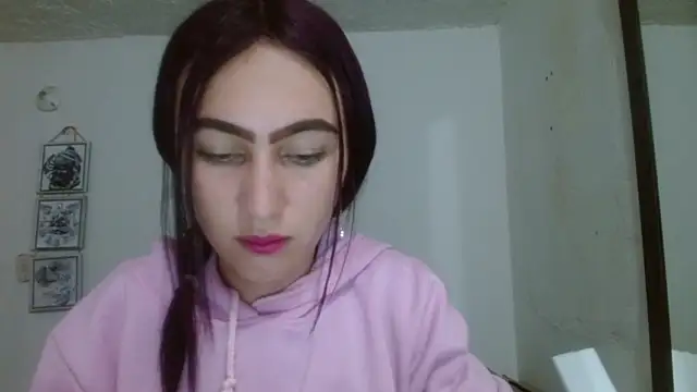 Snapshot of SexyTokio4 chatting on February 6, 11:21 am SexyTokio4 online show from February 6, 11:21 am