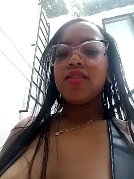 Snapshot of lennacooper chatting on December 26, 3:42 pm lennacooper online show from December 26, 3:42 pm