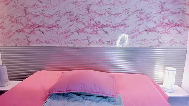 Snapshot of _Danaa chatting on October 8, 6:49 pm Danaa online show from October 8, 6:49 pm