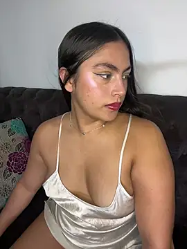  Danaa online show from March 30, 8:10 pm