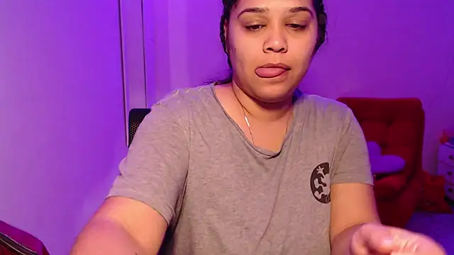 VenussTits97 online show from March 7, 12:29 am