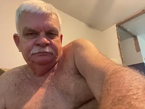 Snapshot of Silver1959 chatting on May 13, 4:48 pm Silver1959 online show from May 13, 4:48 pm