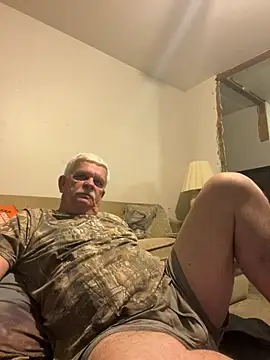 Snapshot of Silver1959 chatting on May 18, 9:20 pm Silver1959 online show from May 18, 9:20 pm