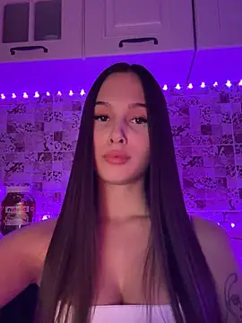 Snapshot of EricaWalls chatting on January 17, 12:53 am EricaWalls online show from January 17, 12:53 am