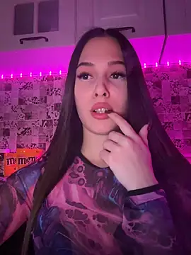 Snapshot of EricaWalls chatting on February 19, 7:38 pm EricaWalls online show from February 19, 7:38 pm