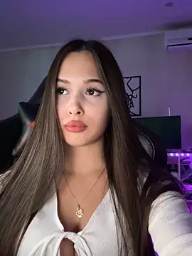 Snapshot of EricaWalls chatting on September 19, 8:53 pm EricaWalls online show from September 19, 8:53 pm