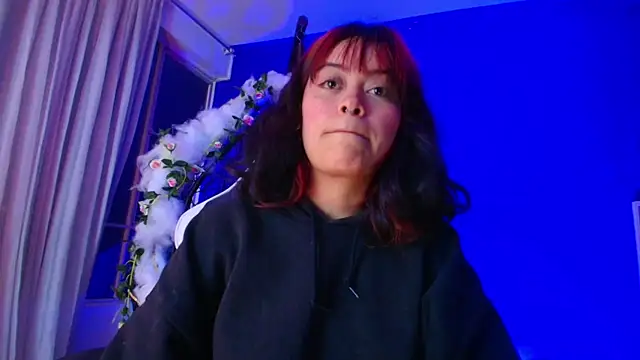 vanelope11 online show from March 2, 7:15 am