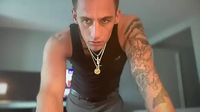 PeytonJohnn online show from September 24, 5:16 pm