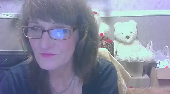 Snapshot of Manulyonok51 chatting on December 11, 12:23 am Manulyonok51 online show from December 11, 12:23 am