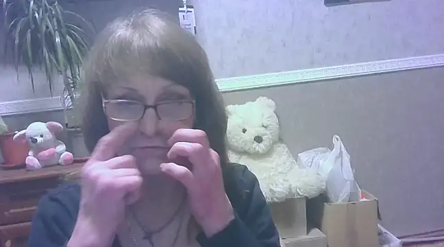 Snapshot of Manulyonok51 chatting on December 14, 6:09 pm Manulyonok51 online show from December 14, 6:09 pm