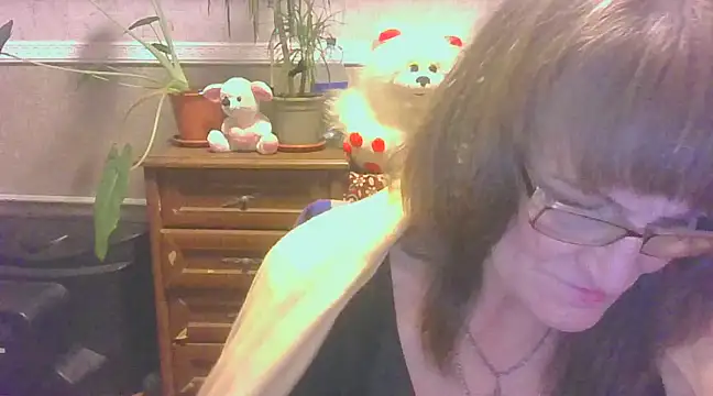 Snapshot of Manulyonok51 chatting on December 17, 8:32 pm Manulyonok51 online show from December 17, 8:32 pm