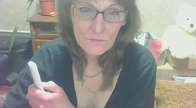 Snapshot of Manulyonok51 chatting on December 27, 11:42 pm Manulyonok51 online show from December 27, 11:42 pm