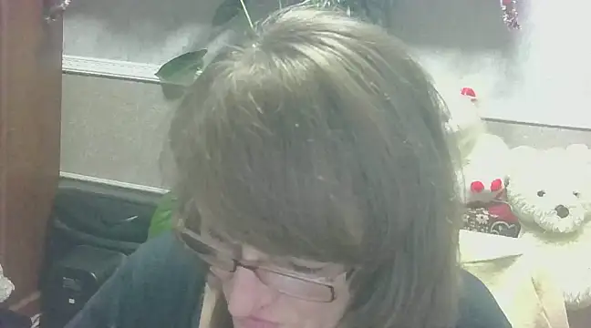 Snapshot of Manulyonok51 chatting on January 4, 12:27 am Manulyonok51 online show from January 4, 12:27 am