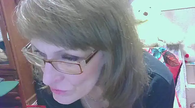 Snapshot of Manulyonok51 chatting on January 24, 1:24 am Manulyonok51 online show from January 24, 1:24 am