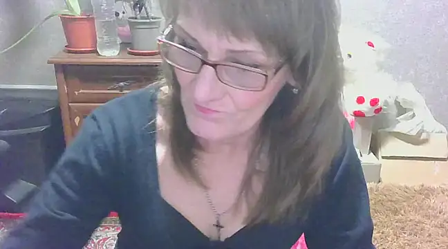 Snapshot of Manulyonok51 chatting on February 2, 9:02 pm Manulyonok51 online show from February 2, 9:02 pm