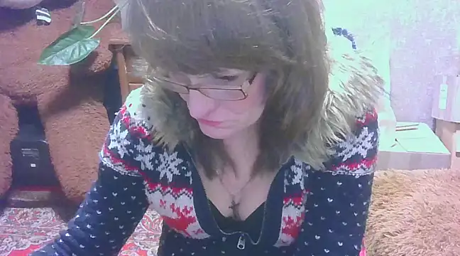 Snapshot of Manulyonok51 chatting on February 9, 3:56 pm Manulyonok51 online show from February 9, 3:56 pm