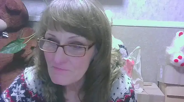 Snapshot of Manulyonok51 chatting on February 9, 6:58 pm Manulyonok51 online show from February 9, 6:58 pm