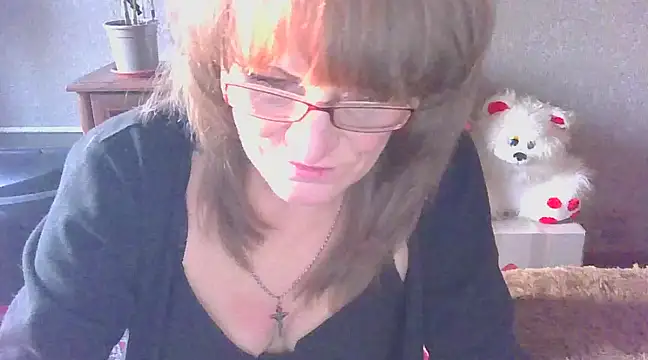 Snapshot of Manulyonok51 chatting on March 8, 3:24 pm Manulyonok51 online show from March 8, 3:24 pm