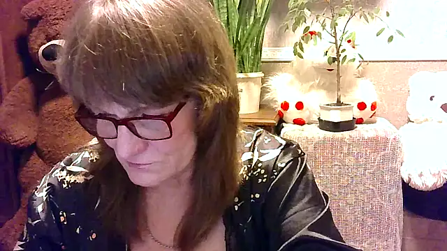 Snapshot of Manulyonok51 chatting on October 7, 5:32 pm Manulyonok51 online show from October 7, 5:32 pm