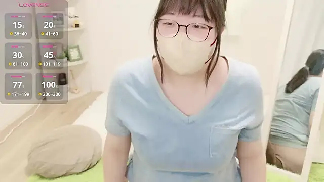 Snapshot of o-Aya-o chatting on September 21, 4:14 am o-Aya-o online show from September 21, 4:14 am