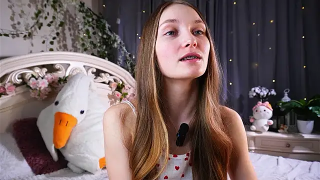 MonaEldon online show from March 10, 3:00 am