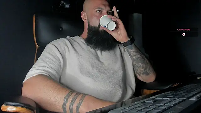 axxelrich  online show from September 13, 5:35 pm