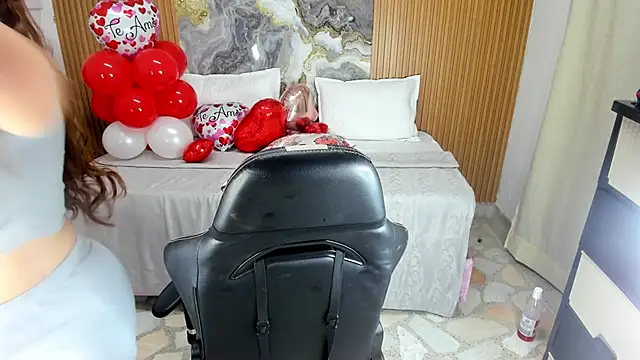 Danna topless online show from March 4, 12:01 pm