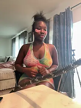 londonsfantasy online show from April 27, 7:45 pm